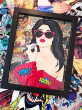Load image into Gallery viewer, Wonder Woman Upcycled Comic Pop Up Frame